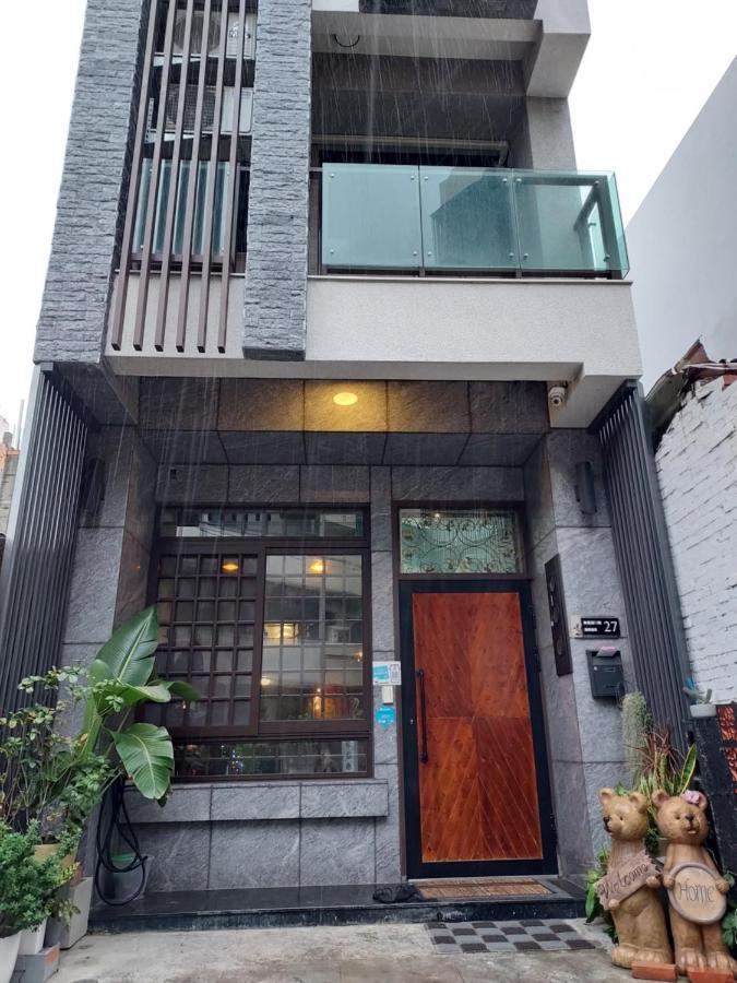 Youngnn Hostel Lukang Luaran gambar